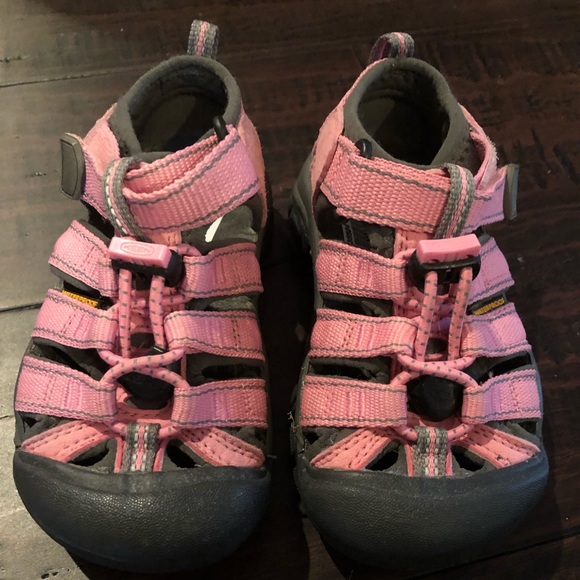 pink keens